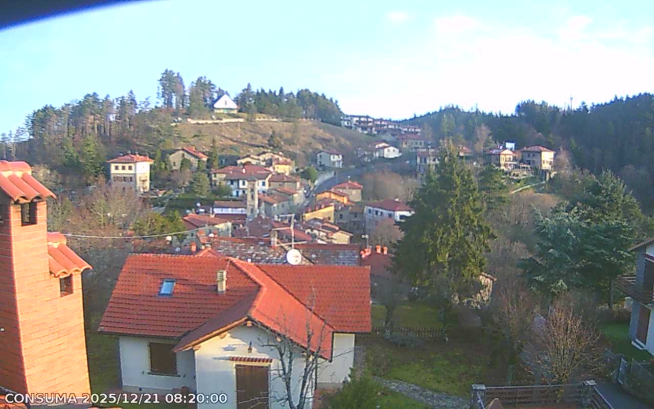 immagine della webcam nei dintorni di Caprese Michelangelo: webcam Montemignaio